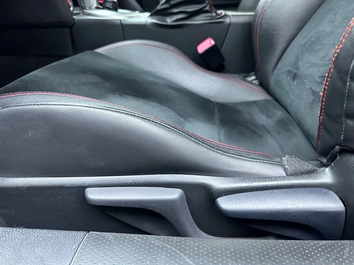 Subaru BRZ 2013 2.0i Manual Luxury фото 17