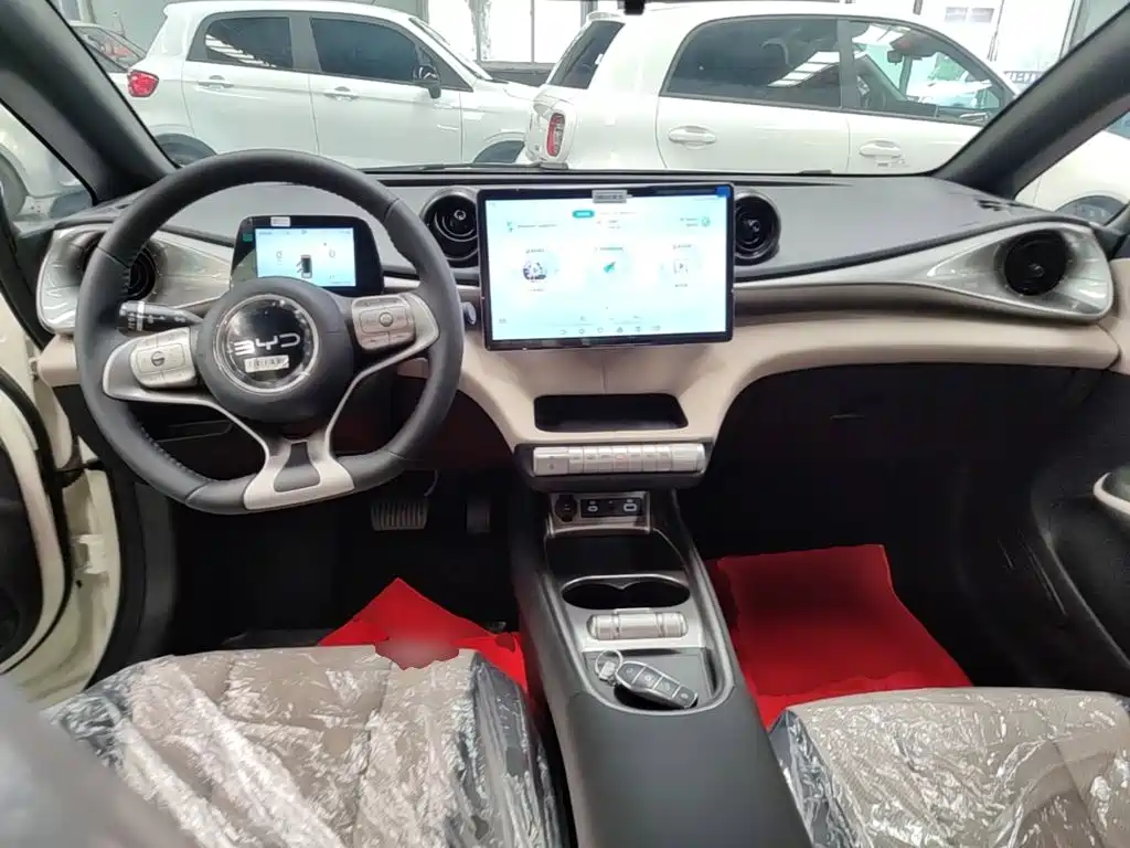 BYD Dolphin 2026 2025 420km Freedom Edition