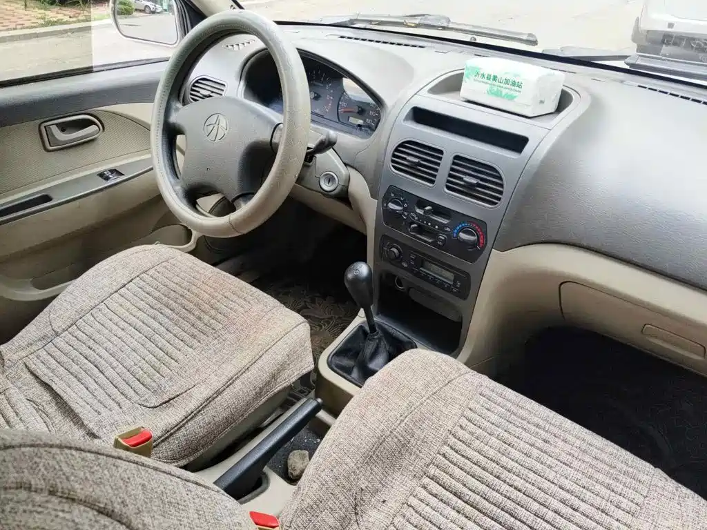FAW Xiali 2011 2011 A+ 1.0L Hatchback
