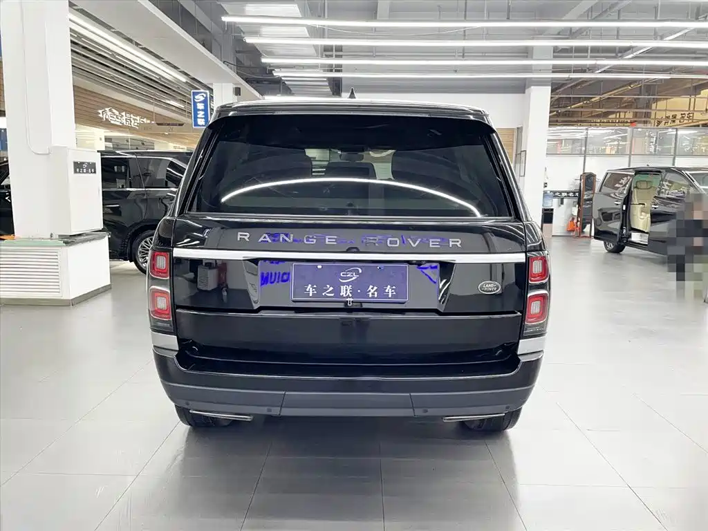Land Rover Range Rover 2019 3.0 SC V6 Golden Age Edition фото 5
