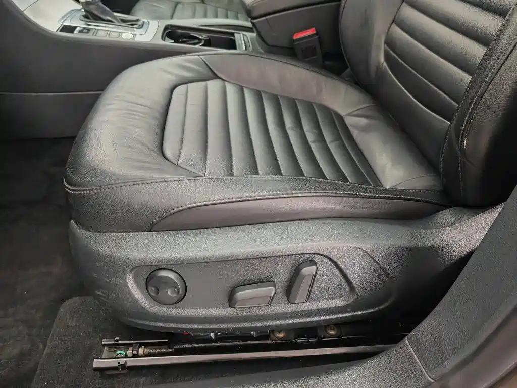 صورة 20 - Volkswagen Magotan