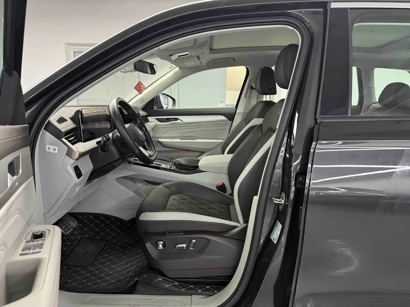 Volkswagen Talagon 2023 380TSI 4WD R-Line Touring Edition фото 4