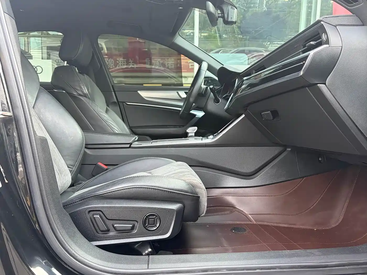Audi A6L 2022 45 TFSI Premium Dynamic фото 10