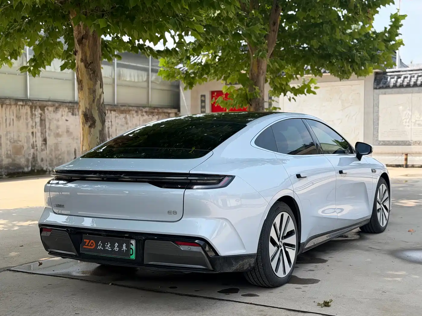 Geely Galaxy Galaxy E8 2025 2024 665km RWD Starship Voyager Edition
