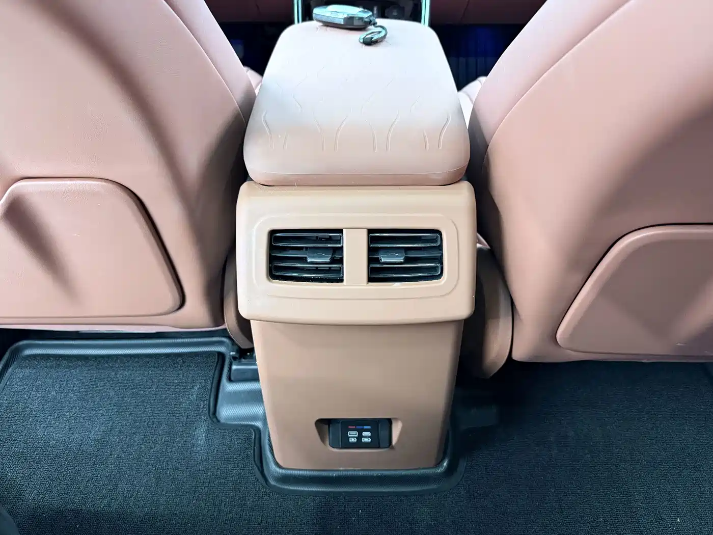 BYD Tang New Energy 2026 2026 Smart Drive Edition DM-i 160KM Premium