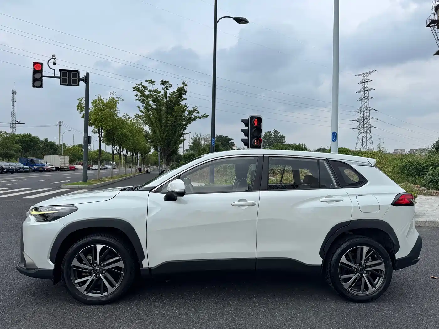 Toyota Frontlander 2022 2022 2.0L CVT Luxury PLUS Edition