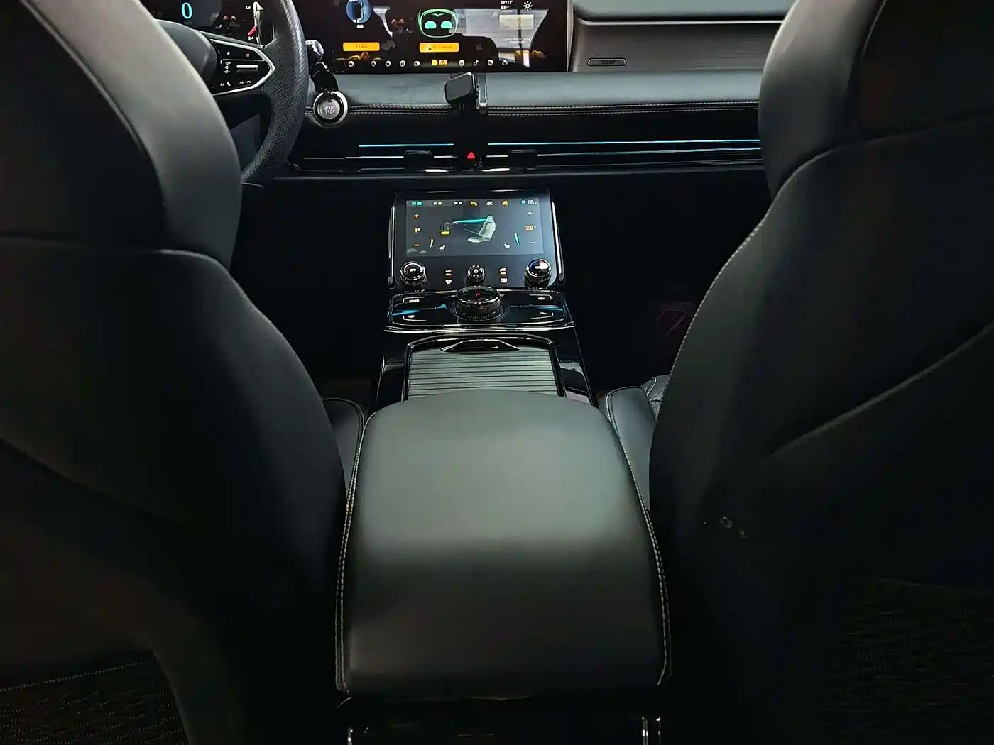 NEZHA AUTOMOBILE NEZHA U
