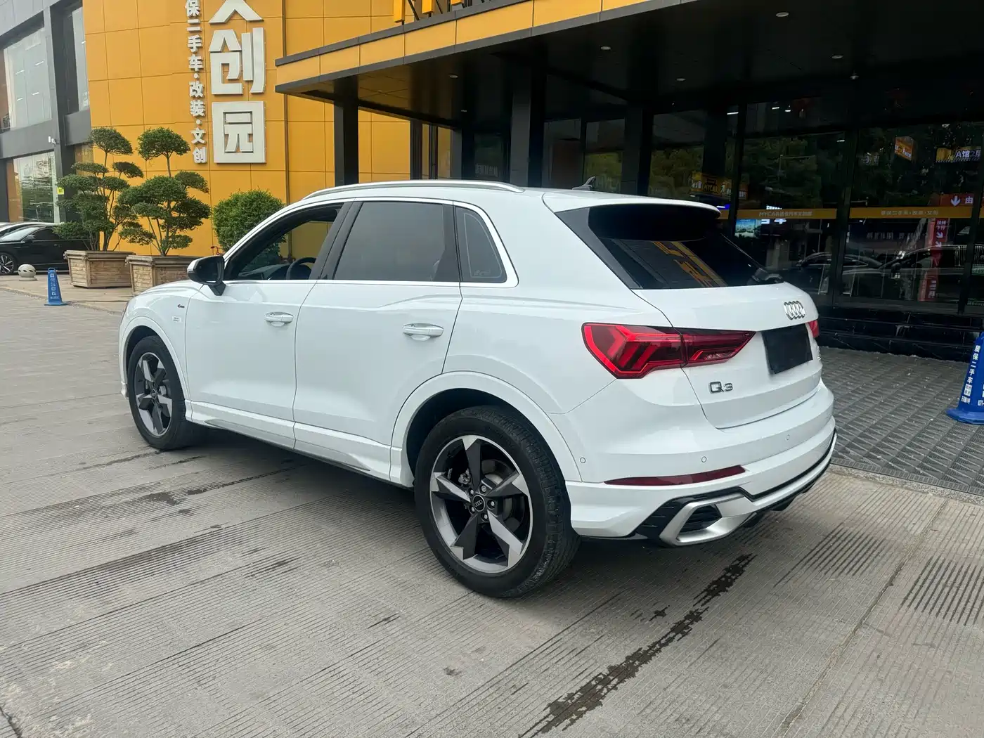 Audi Q3 2024 35 TFSI Fashion Sport фото 10