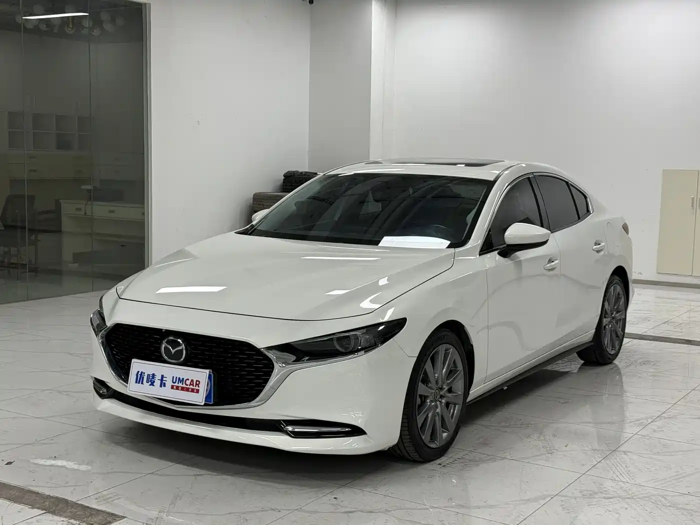 Mazda 3 Axela 2021 2.0L Automatic Quality Glamour
