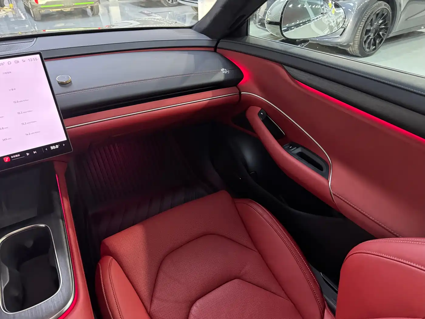 Xiaomi Auto Xiaomi SU7 2024 AWD Extended Range Advanced Smart Driving Max Edition фото 8