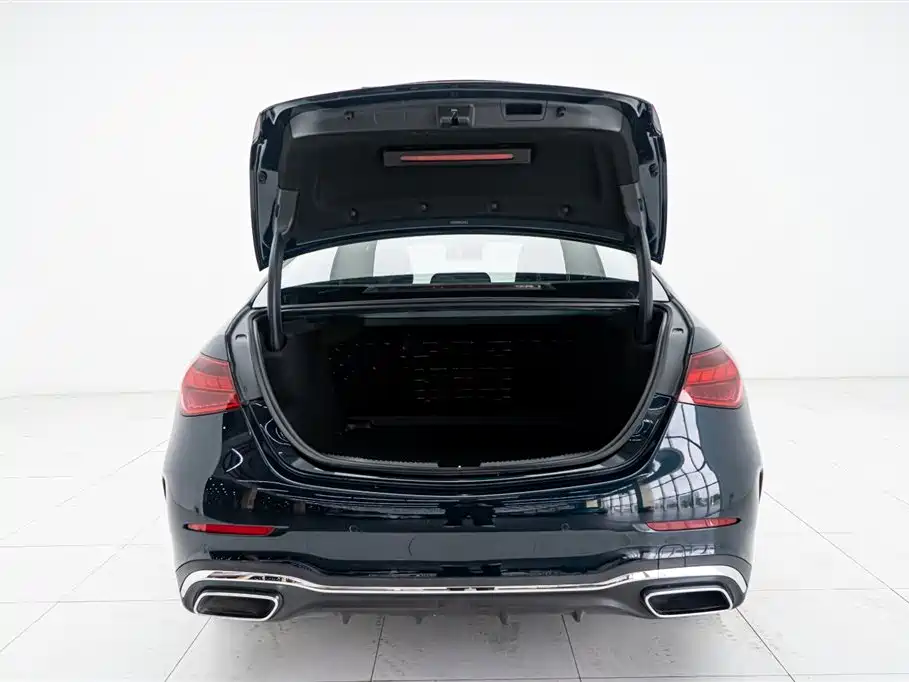 Mercedes-Benz C-Class 2023 Facelift C 200 L Sport Edition фото 25