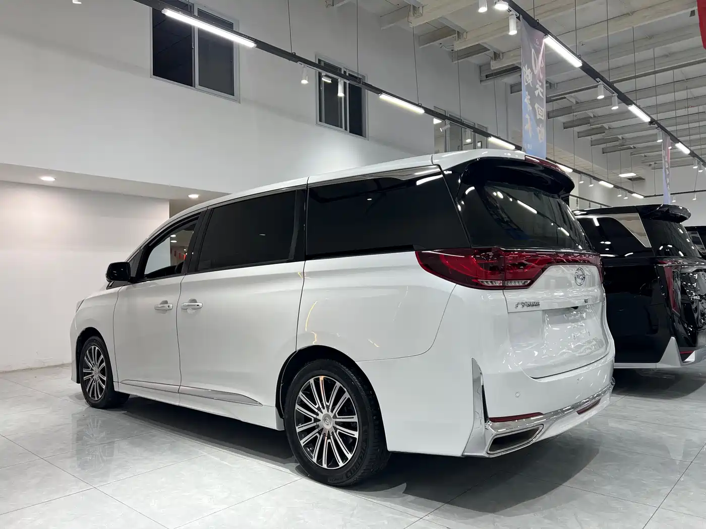 GAC Trumpchi Trumpchi M8 2021 Leading Show Series 390T Ultimate Edition фото 21