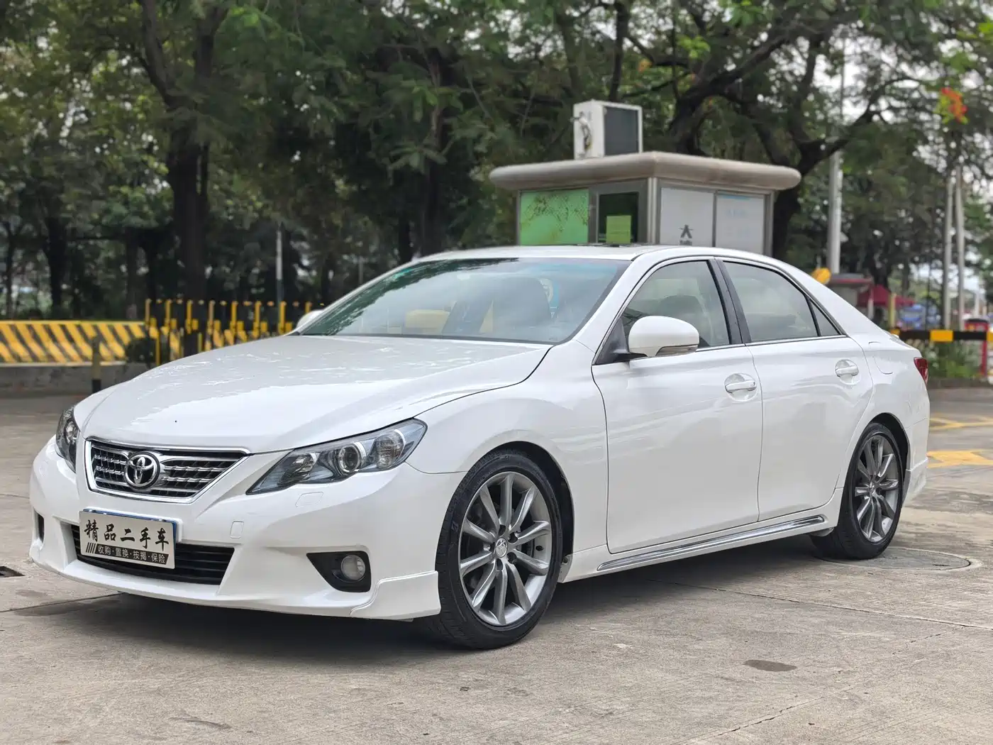 Toyota Reiz 2012 2.5V Grace Elite Styling Edition