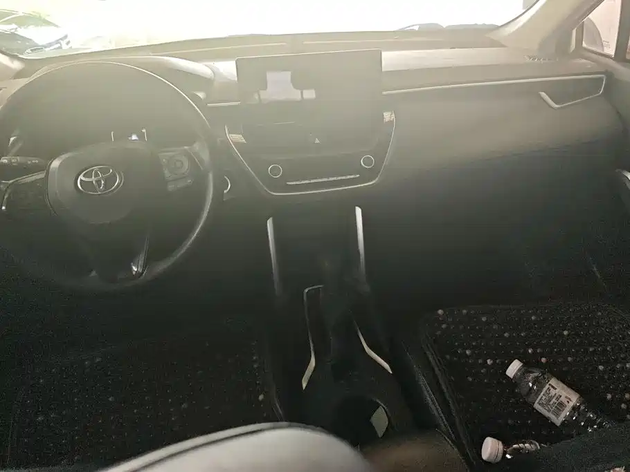 Photo 12 - Toyota Corolla Cross