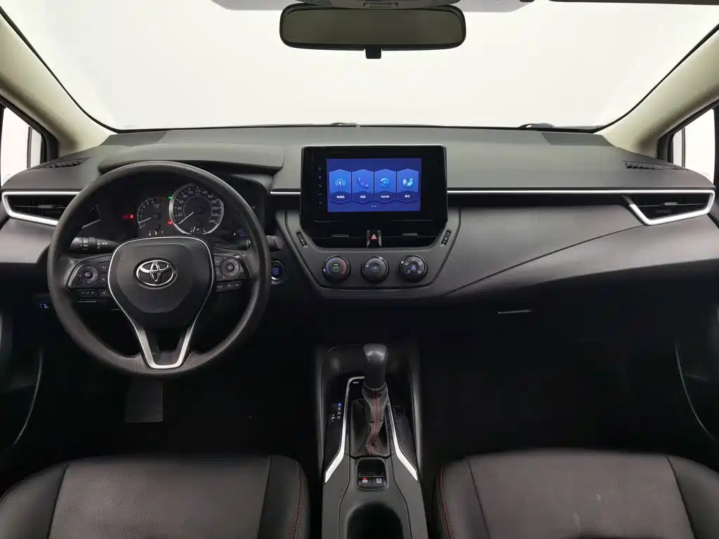 Фото 5 - Toyota Corolla