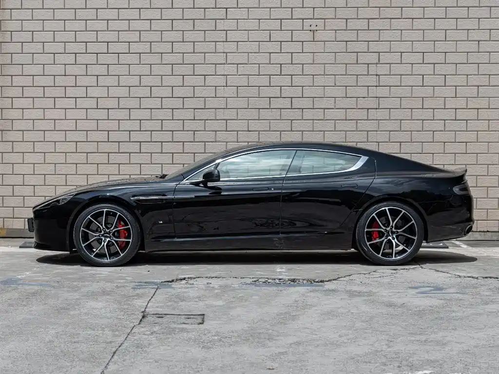 Aston Martin Rapide 2017 6.0L S фото 7