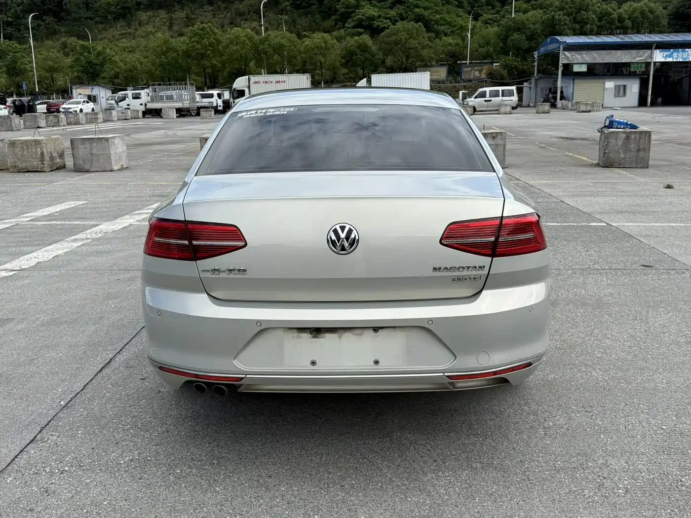 Volkswagen Magotan 2017 330TSI DSG Leading фото 8