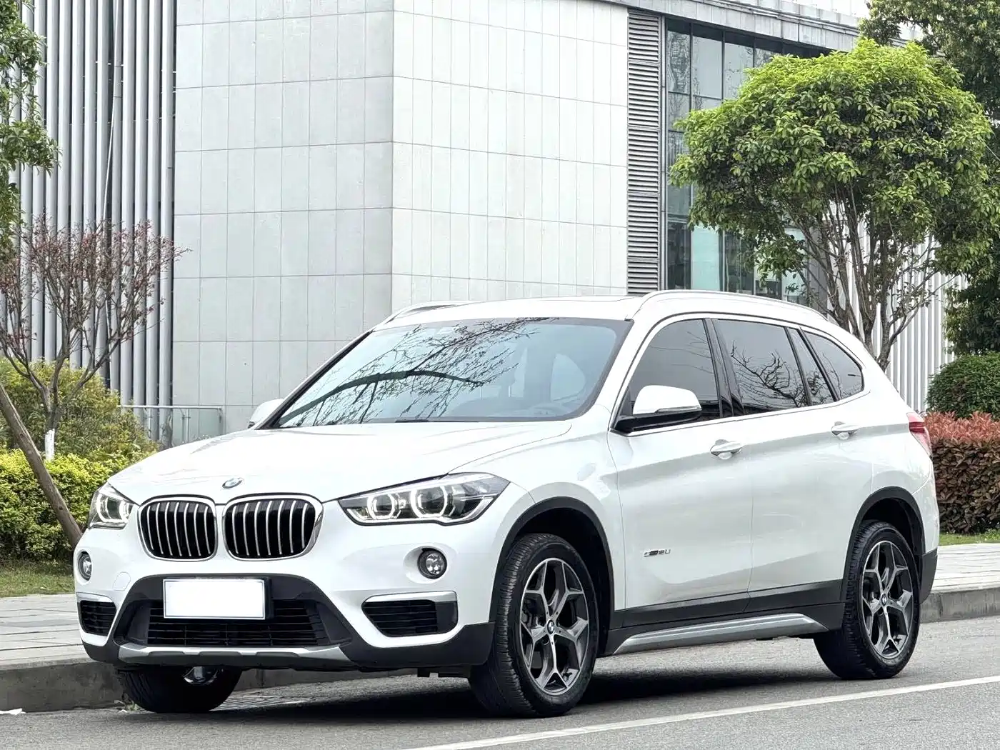BMW X1 2018 sDrive18Li Premium Model