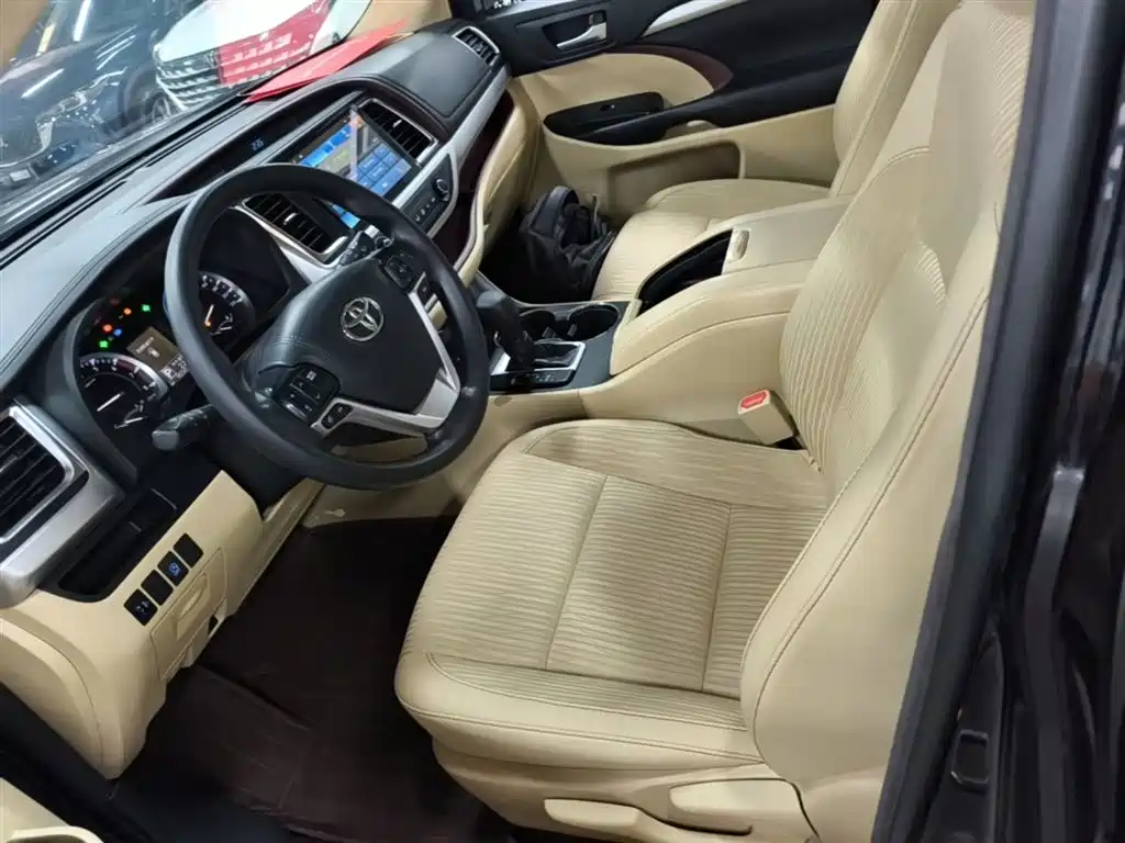 Toyota Highlander 2017 2.0T 4WD Elite 7-Seater фото 15