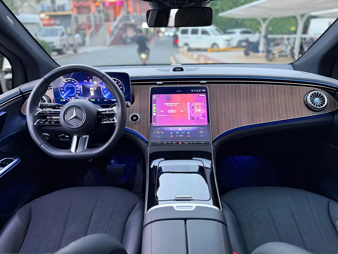 Mercedes-Benz EQE SUV 2024 350 4MATIC Pioneer Edition фото 5