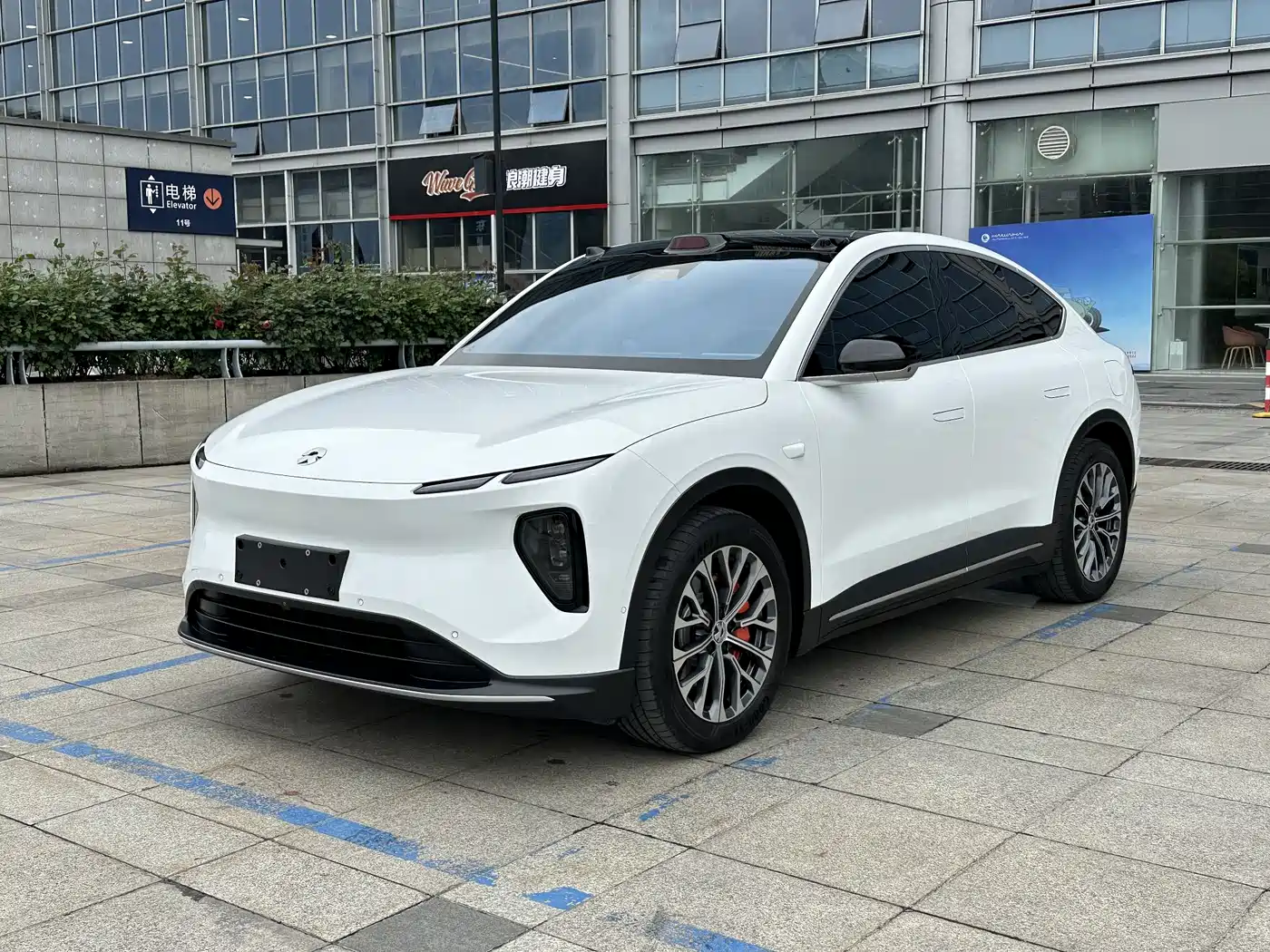NIO NIO EC6