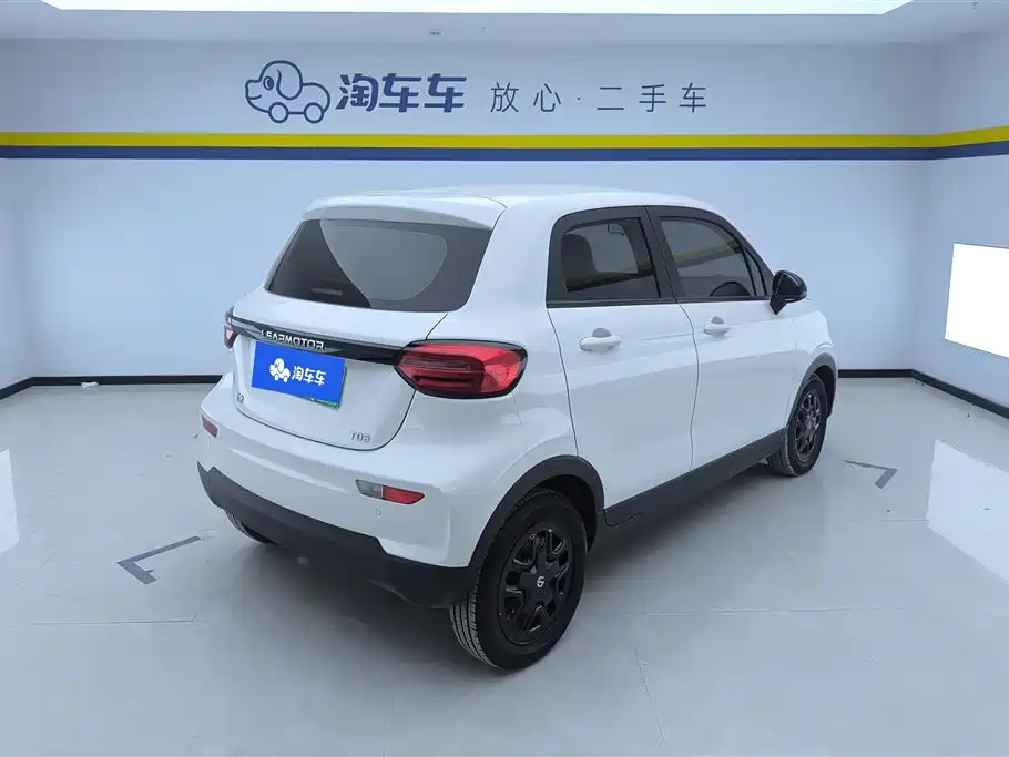 ZERO-RUNNING CAR ZERO RUN T03
