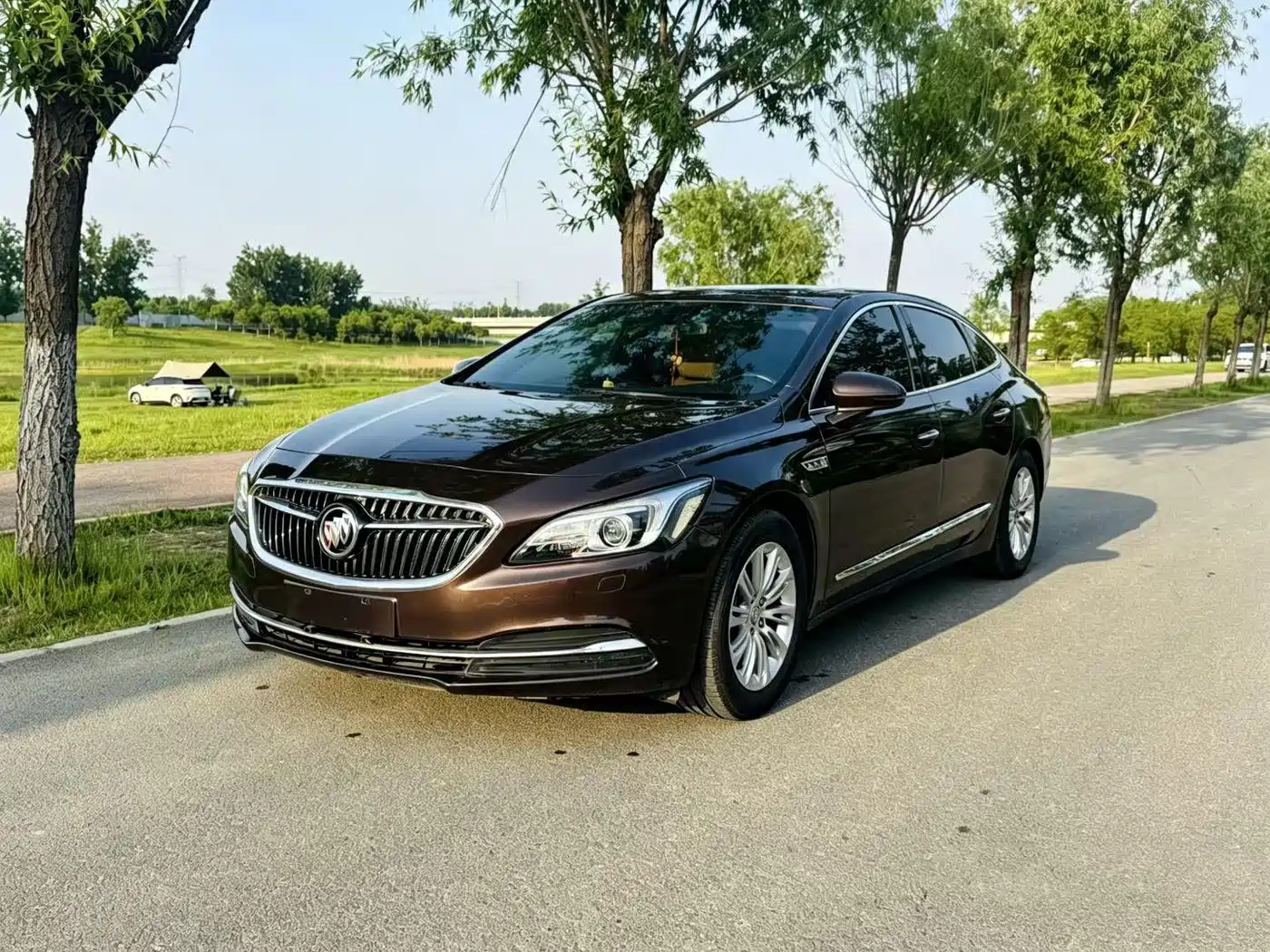 Фото 1 - Buick LaCrosse