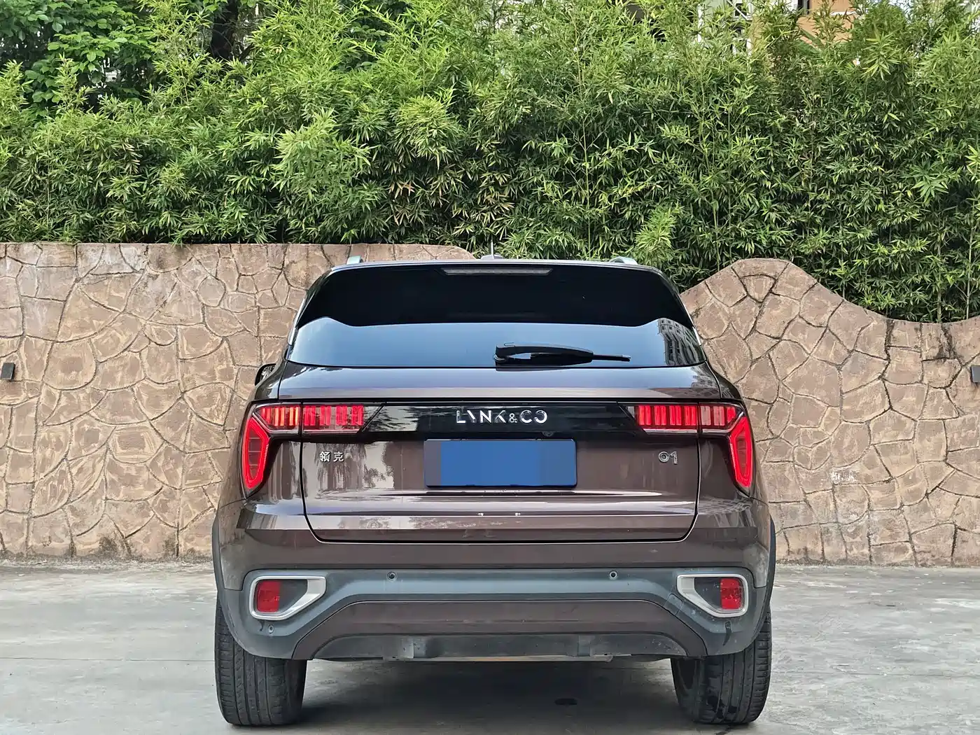 Lynk & Co 01 2017 2.0T 2WD Pro Version фото 5