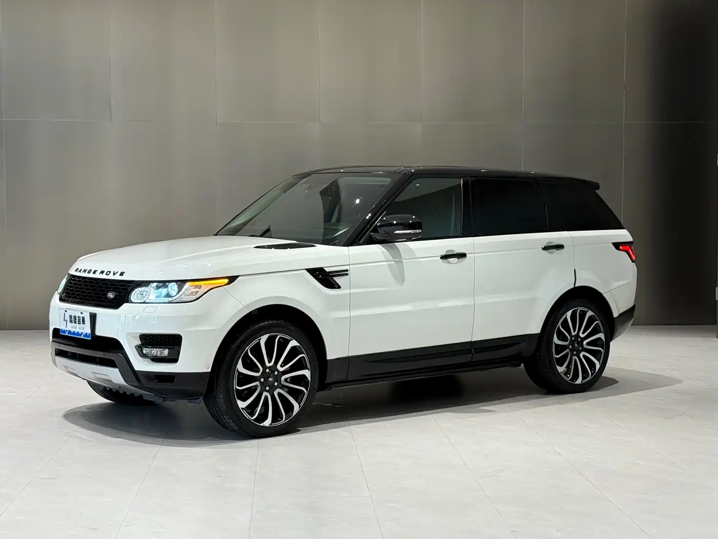 Land Rover Range Rover Sport 2014 3.0 SC V6 Trendsetting Genesis Edition