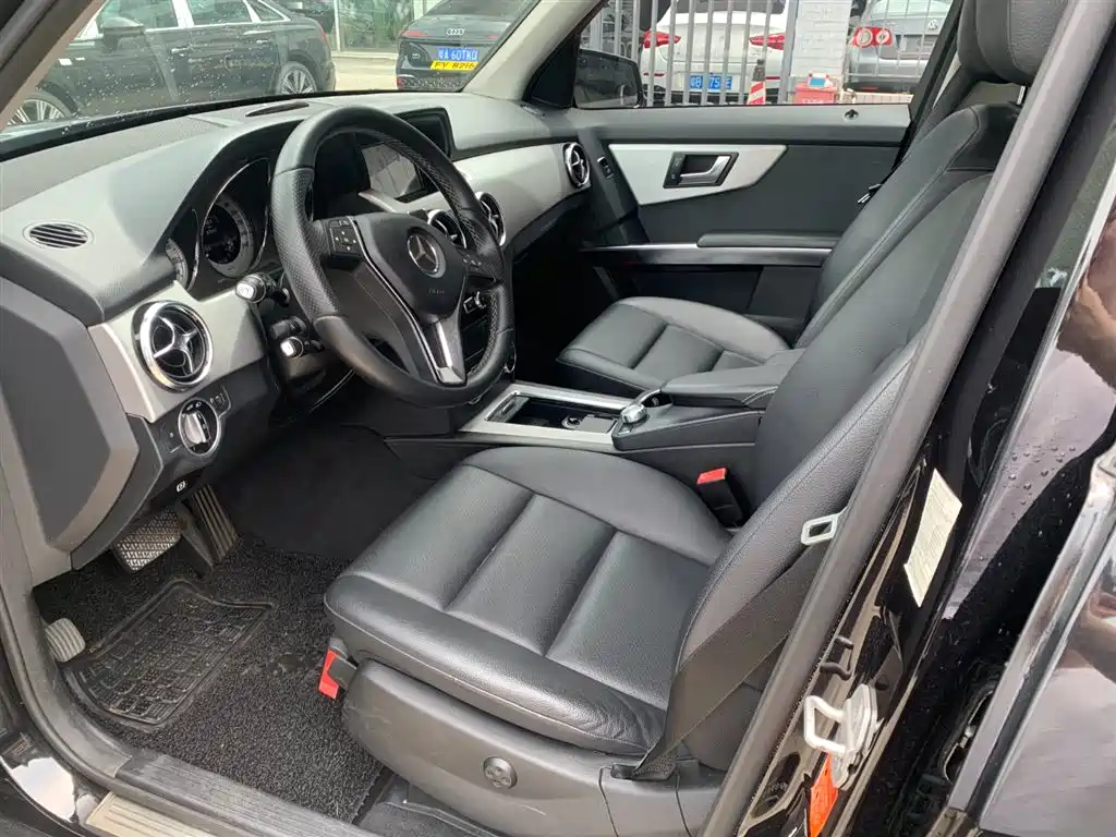Mercedes-Benz GLK-Class 2013 GLK 300 4MATIC Dynamic фото 9