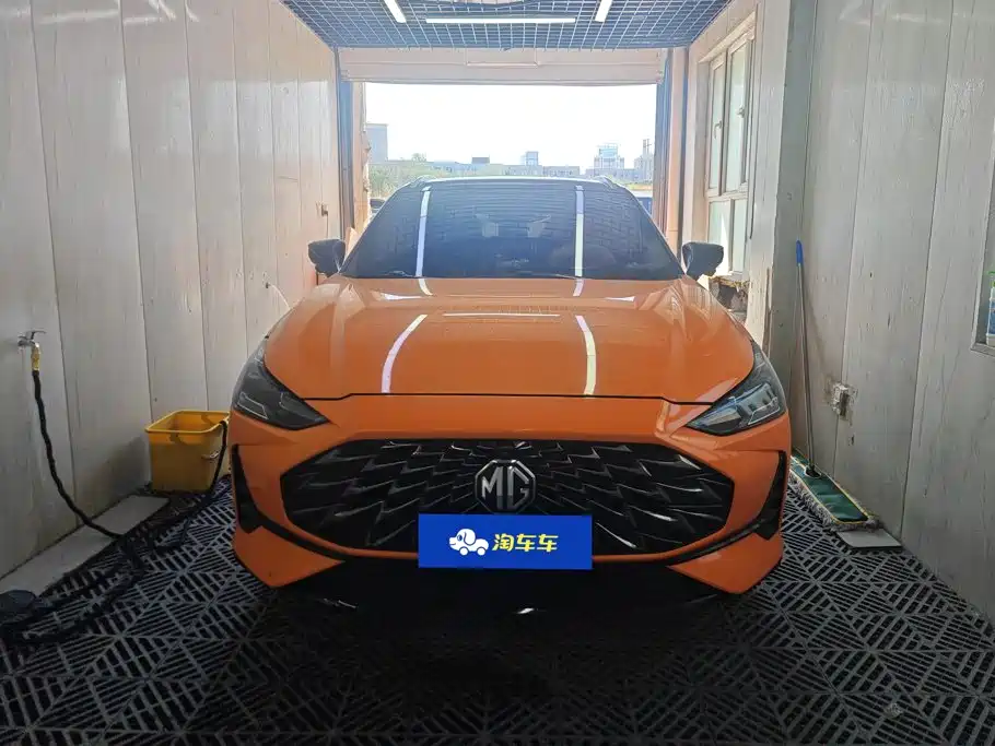 Фото 2 - MG ONE