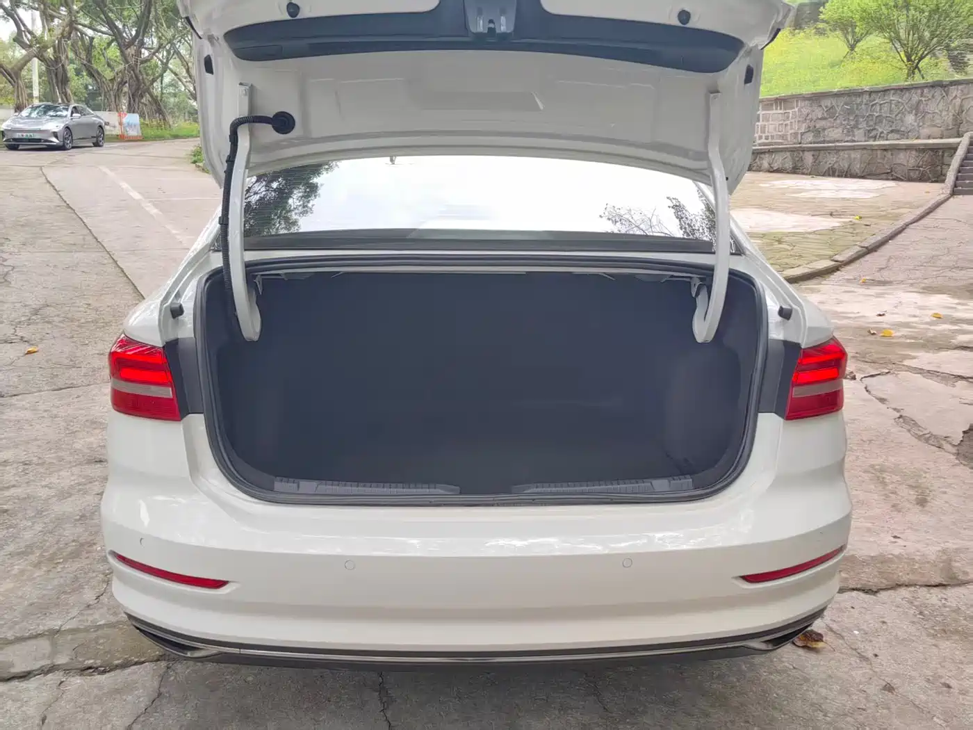 Volkswagen Lavida 2018 1.5L Automatic Comfort Version China V фото 12