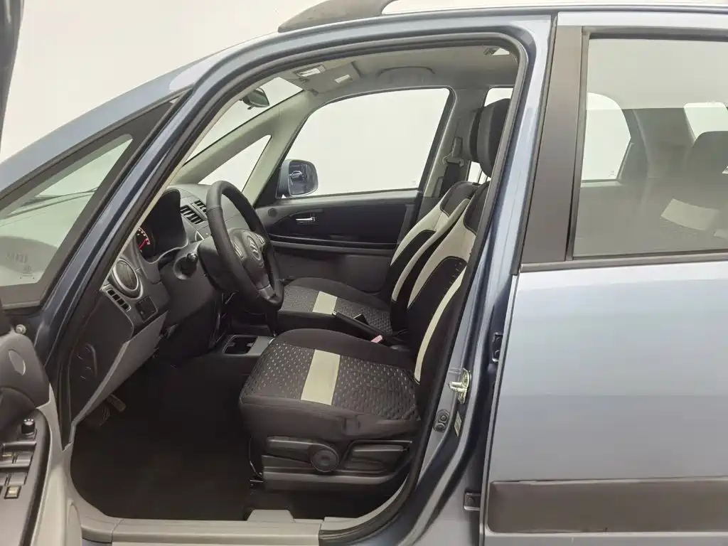 Suzuki SX4 2011 2011 Facelift 1.6L Automatic Agile