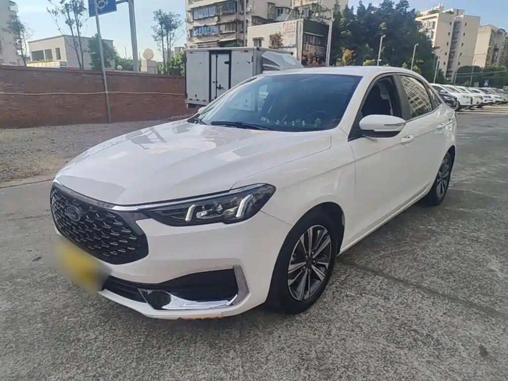 Ford Escort 2022 2021 1.5L Automatic Diamond Edition