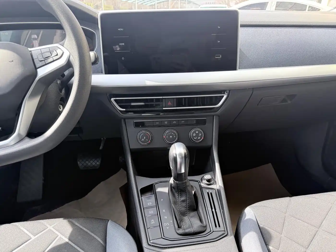 Volkswagen Lavida 2023 1.5L Auto Delight Edition фото 14