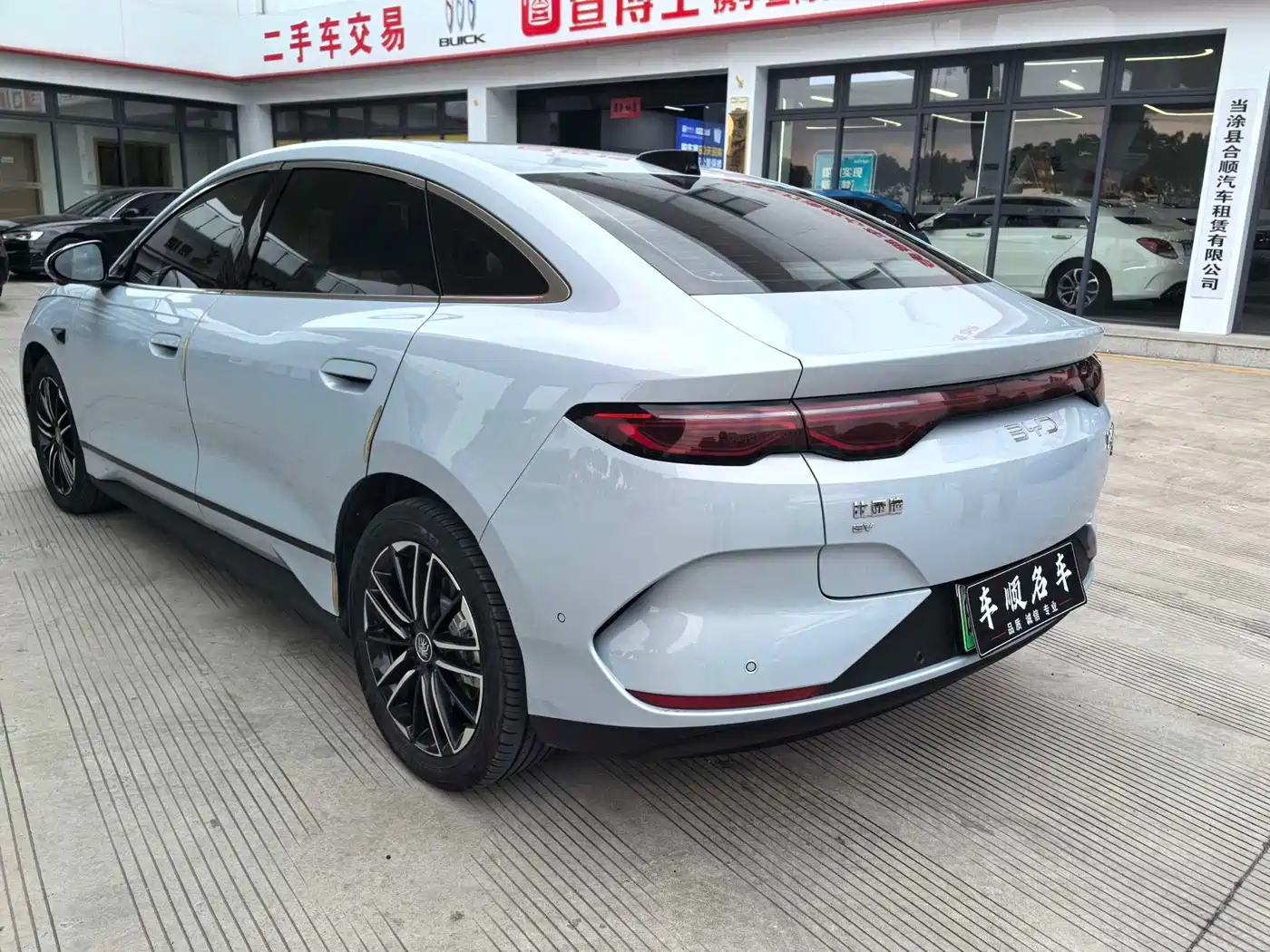 BYD Qin L 2025 Model EV 545KM Excellence Edition фото 4