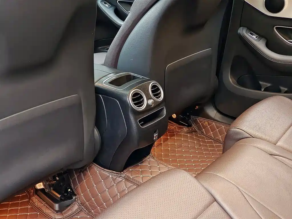 Mercedes-Benz GLC 2022 Facelift III GLC 260 L 4MATIC Dynamic фото 9
