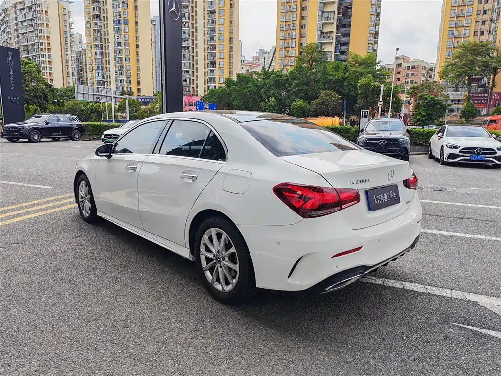 Mercedes-Benz A-Class 2020 Facelift A 200 L Sport Sedan Fashion фото 12