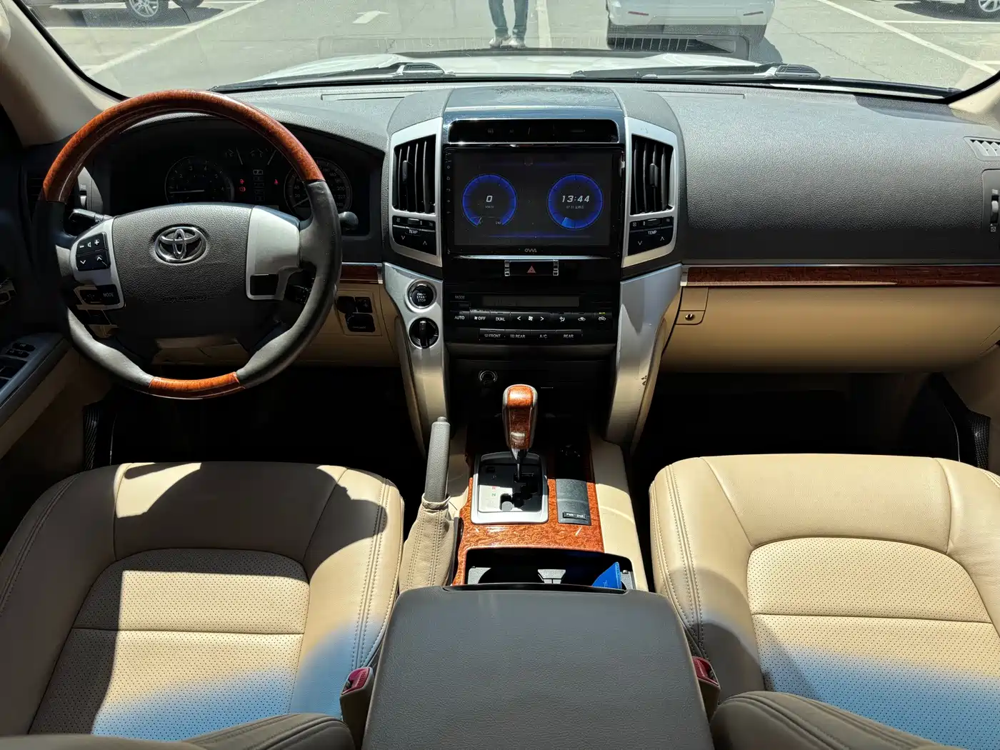Toyota Land Cruiser (Import) 2015 2015 4.0L V6 Middle East Limited Edition