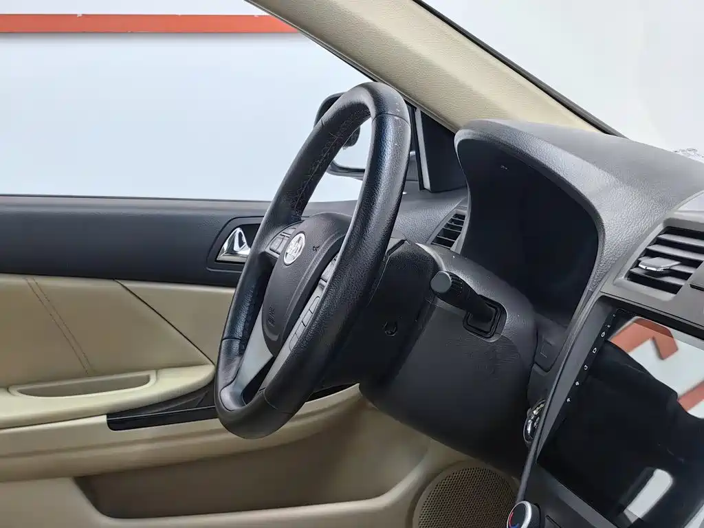BYD G6 2013 2013 1.5TID Automatic Prestige