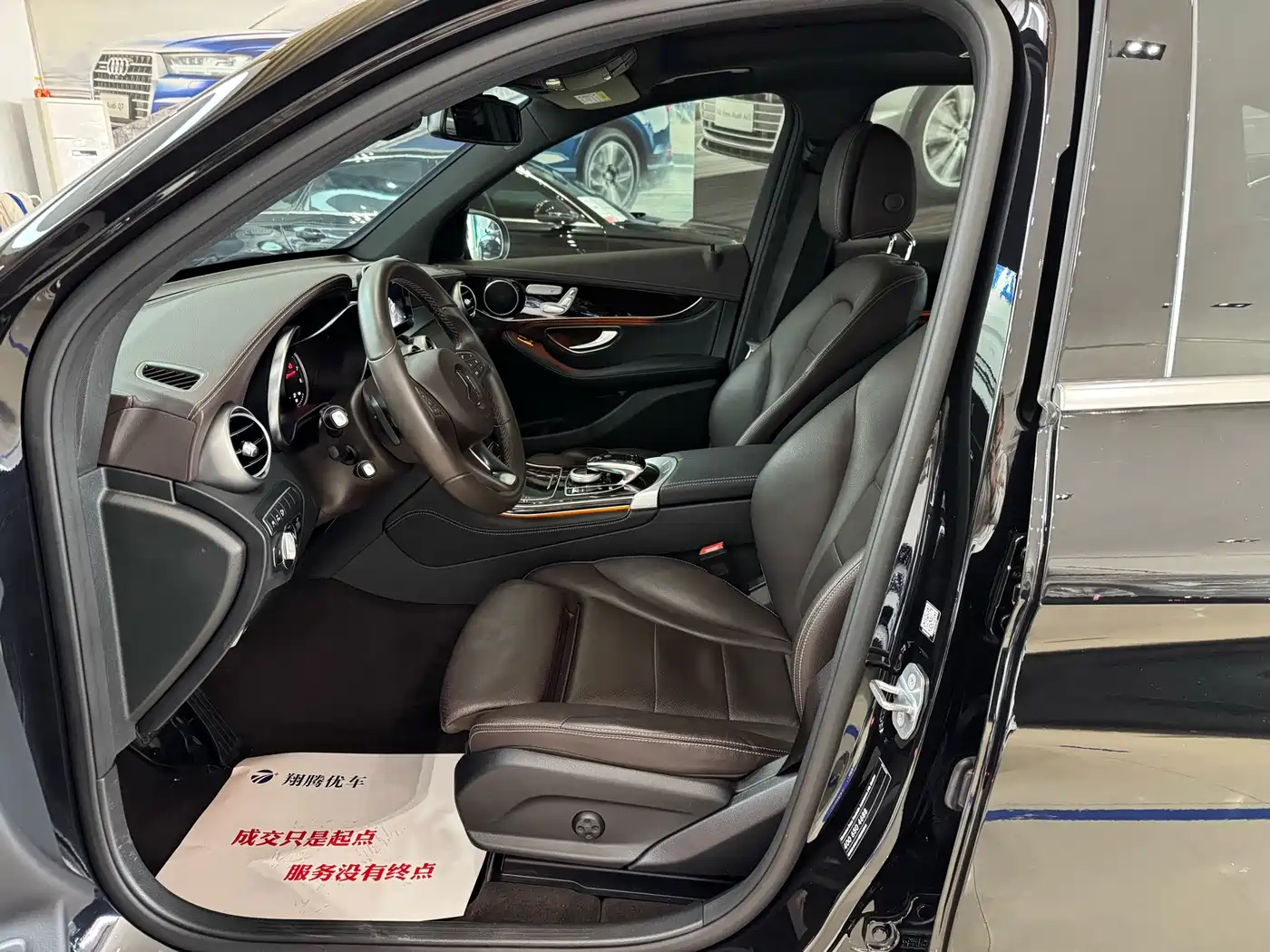 Mercedes-Benz GLC 2019 GLC 260 L 4MATIC Luxury фото 7
