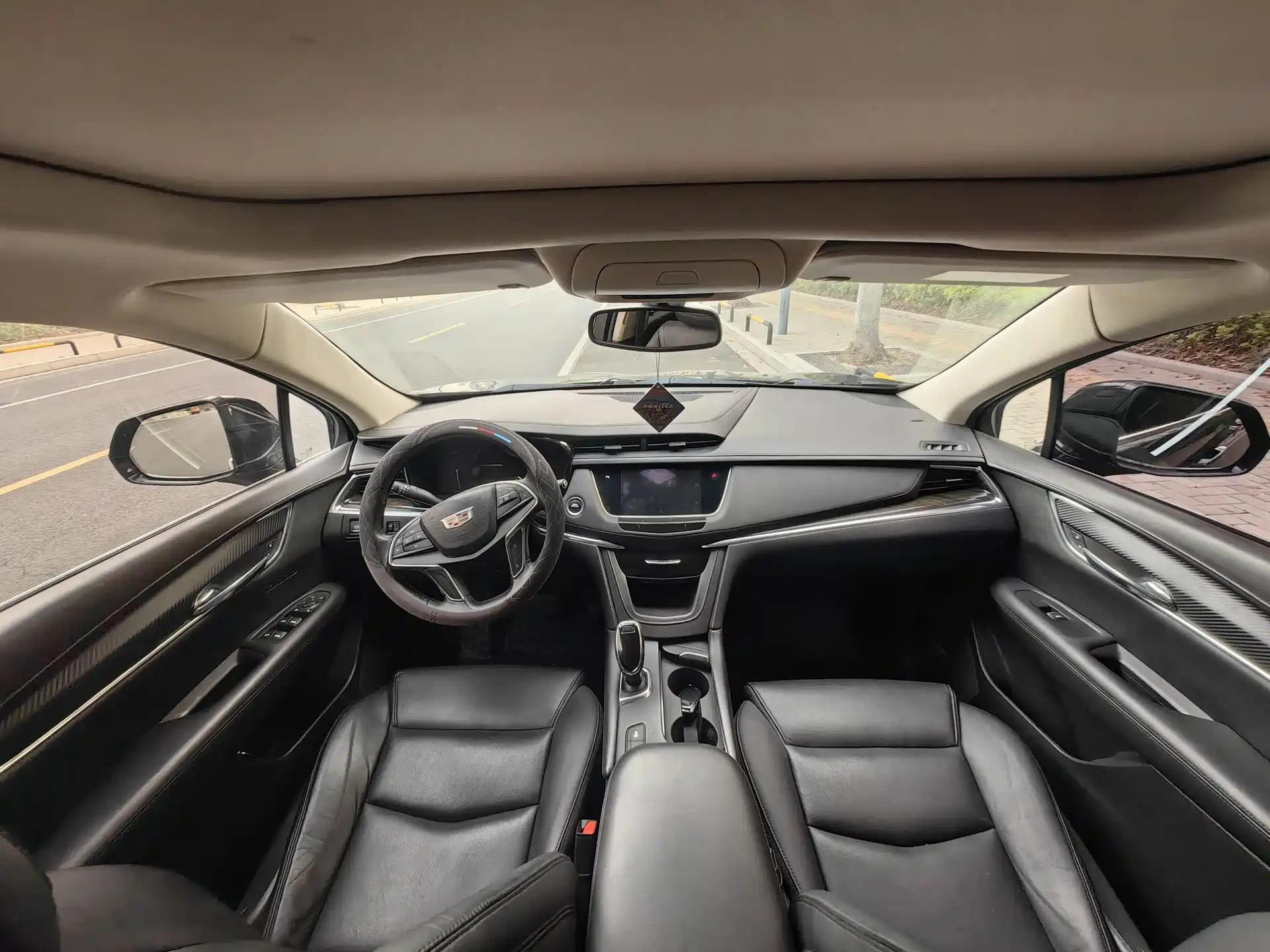Фото 5 - Cadillac XT5