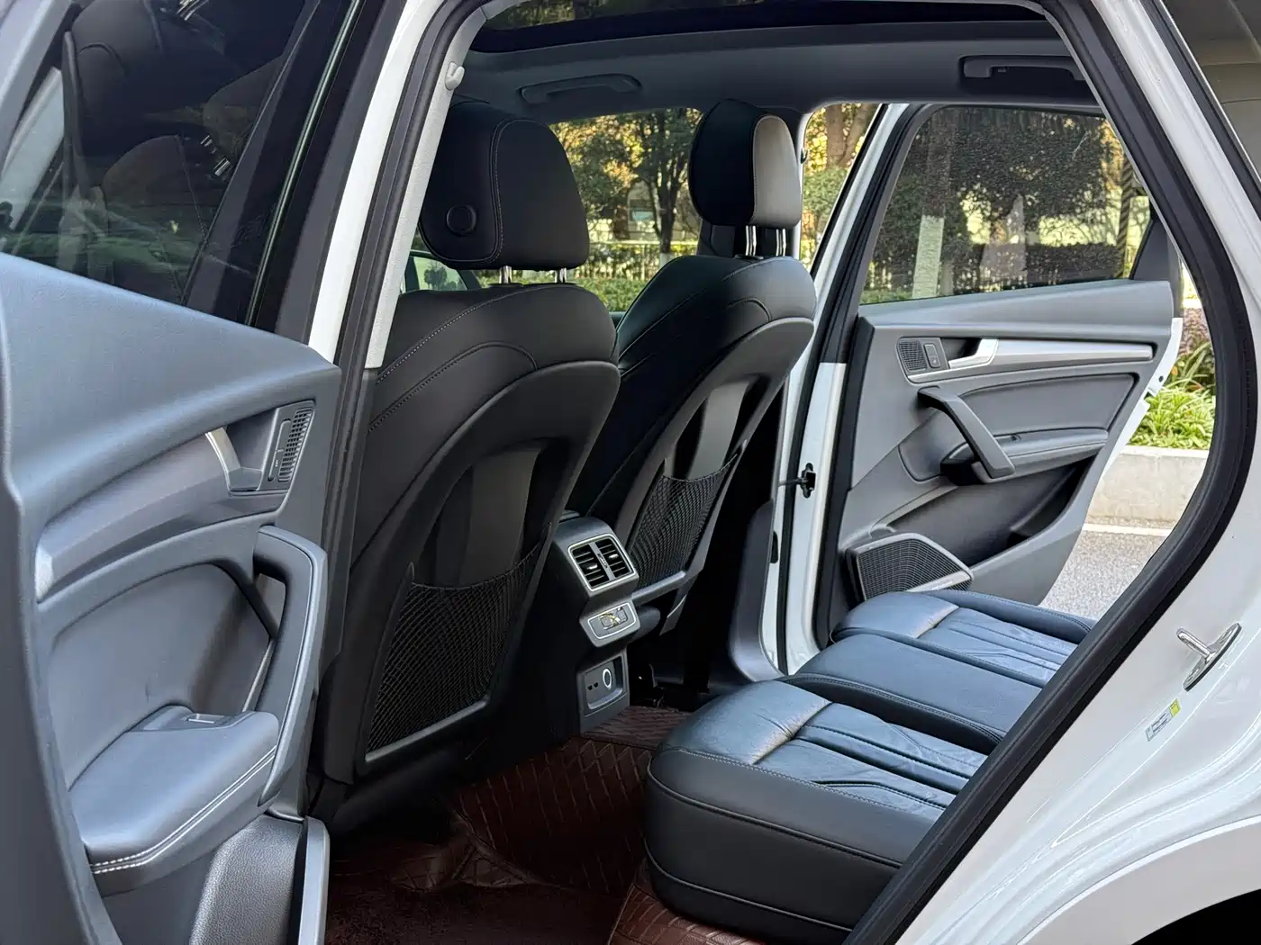Audi Q5L 2022 45T Luxury Dynamic фото 15
