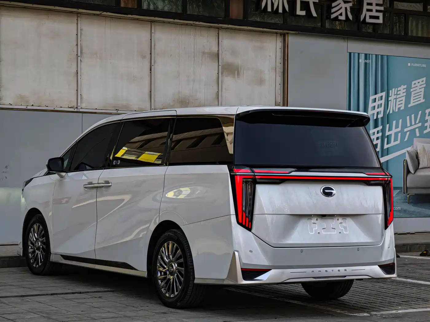 GAC Trumpchi Trumpchi M8 2023 Model Master Series 400T Flagship Edition фото 22