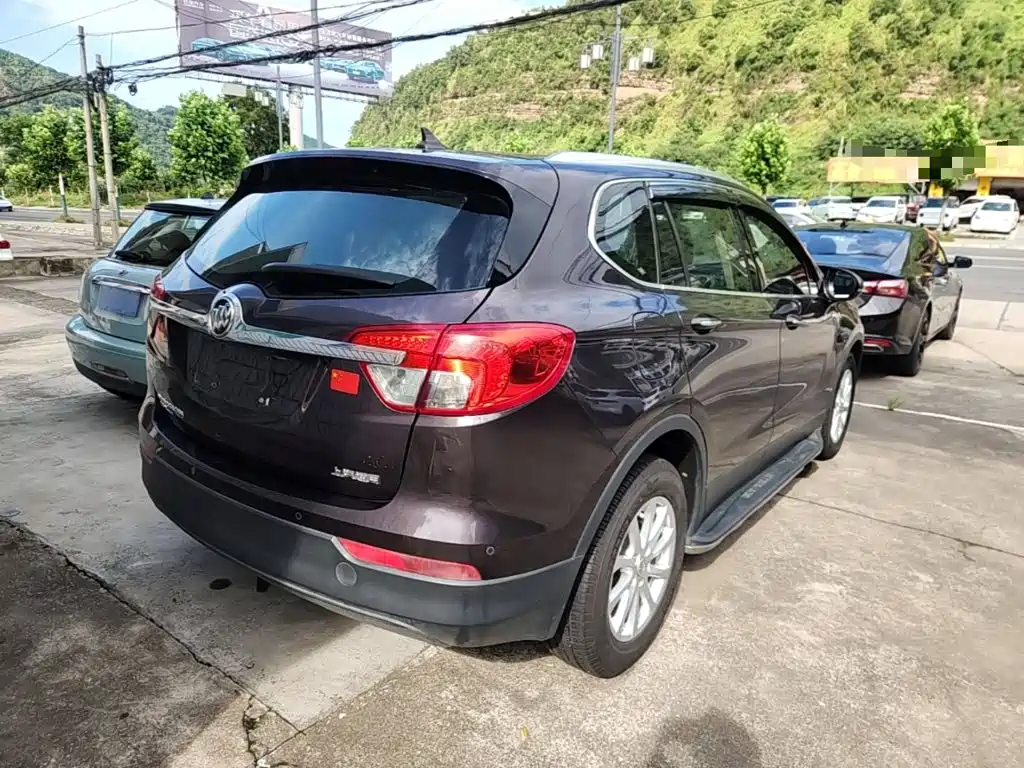 Photo 7 - Buick Envision Plus