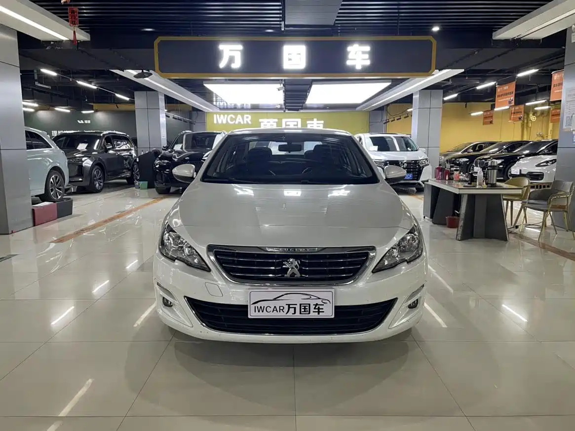 Peugeot 408 2015 Model 1.2T Automatic Luxury Edition