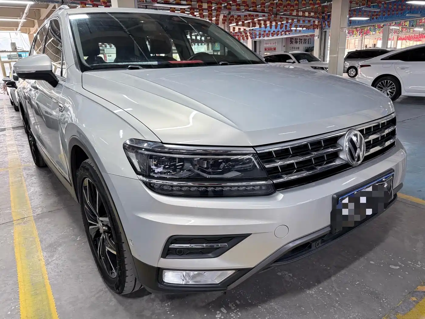 Volkswagen Tiguan L 2017 380TSI Automatic 4WD Flagship Edition фото 3