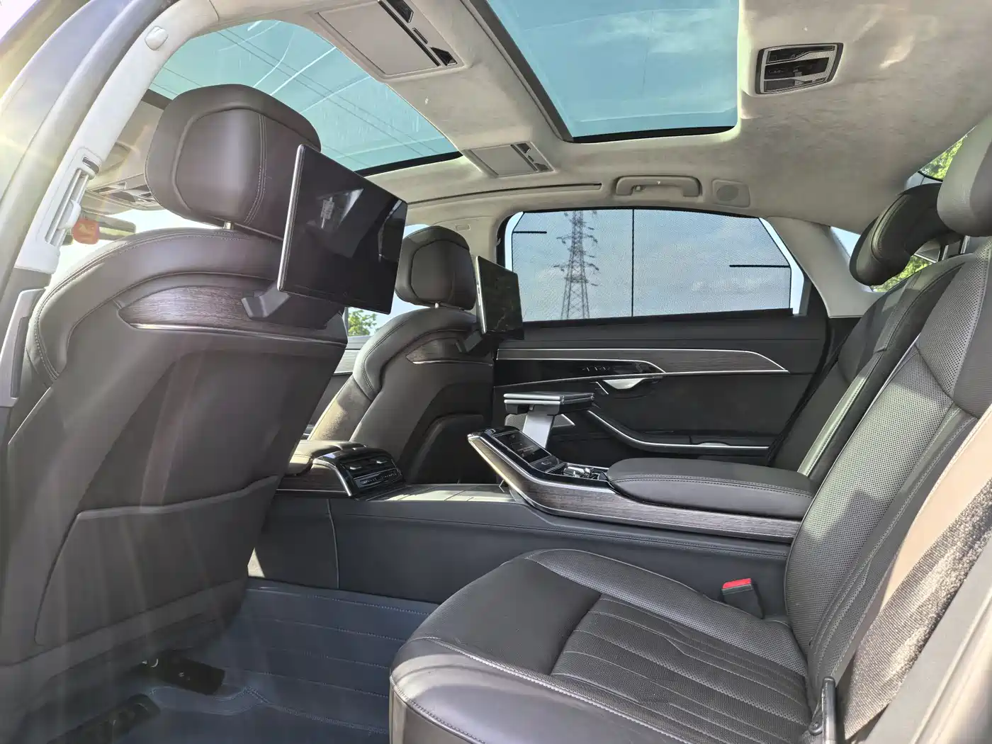 Audi A8 2021 A8L 55 TFSI quattro Premium фото 9