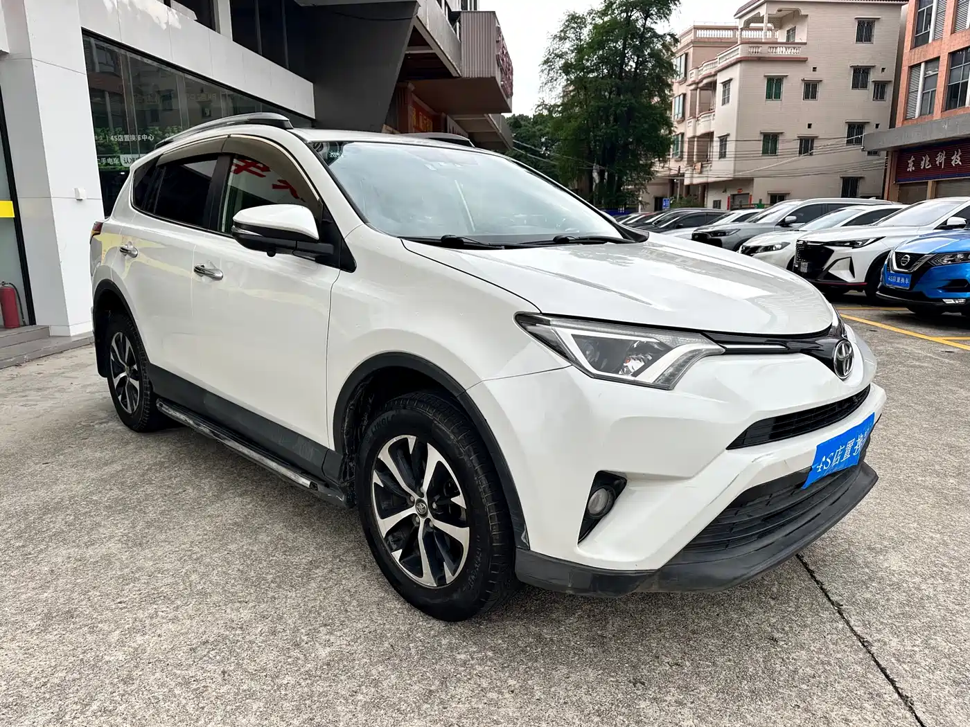 Toyota RAV4 Rongfang 2018 2.0L CVT 2WD Trend X Edition фото 3
