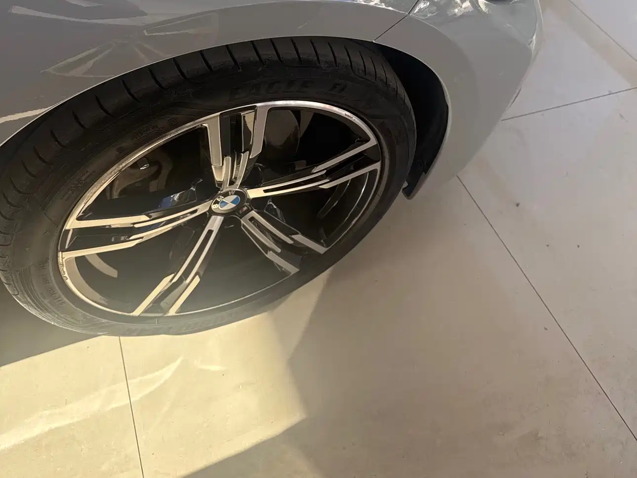 BMW 3 Series 2021 325i M Sport Night Edition фото 16